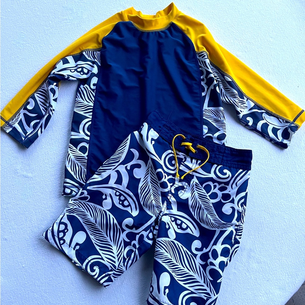 Gymboree Boys Swimsuit with Rash guard top and trunks. 2 Sets.